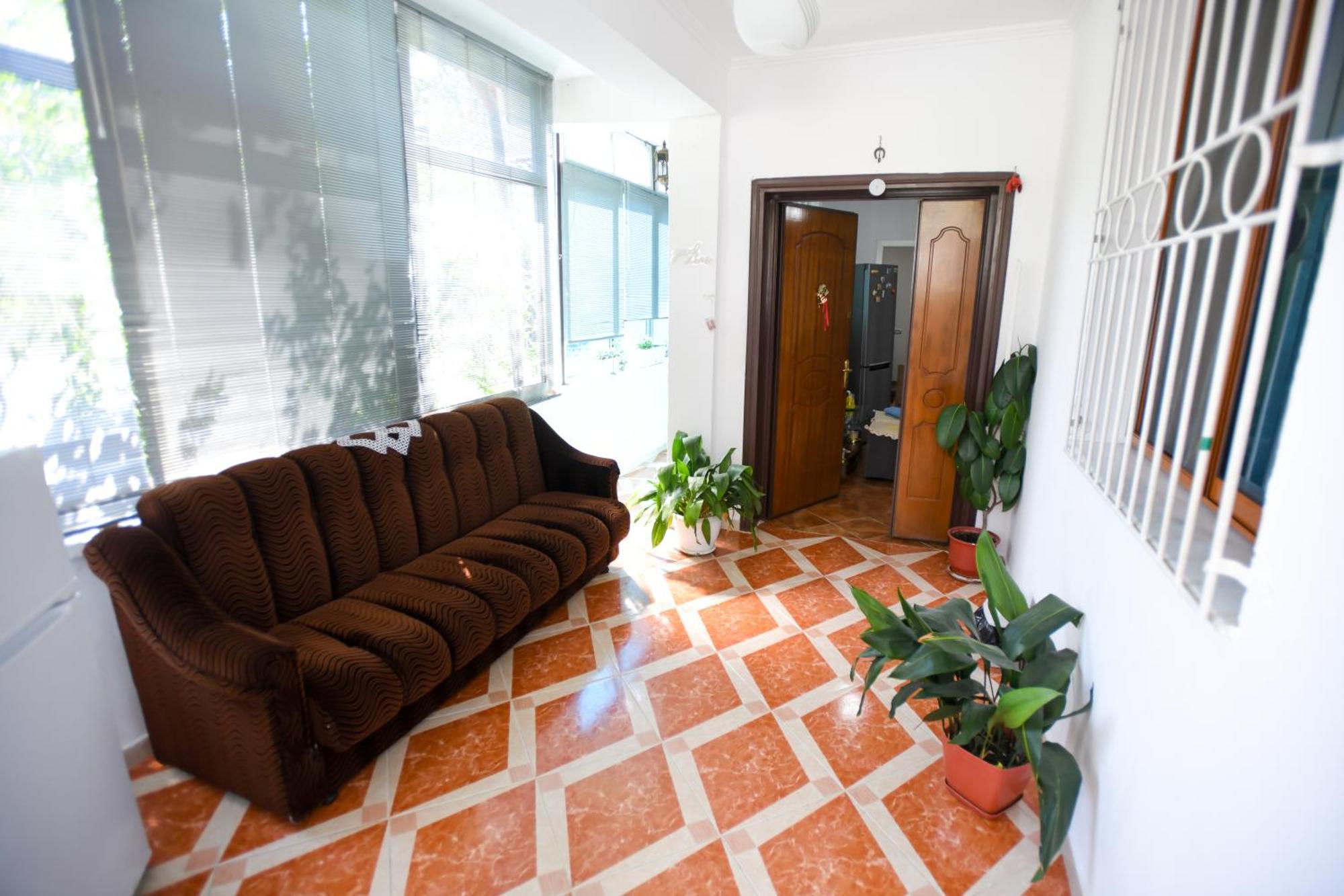 Guest House Flowers Berat Buitenkant foto